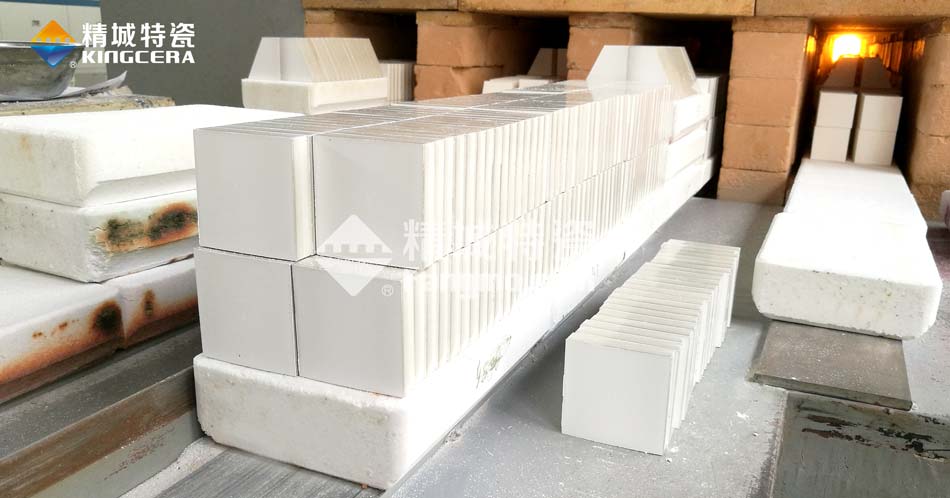 KU酷游官网特瓷氧化铝防弹陶瓷烧结车间