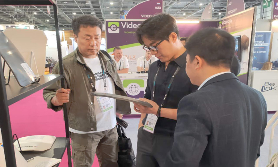 湖南KU酷游官网携最新防弹产品亮相法国欧洲国际防务展